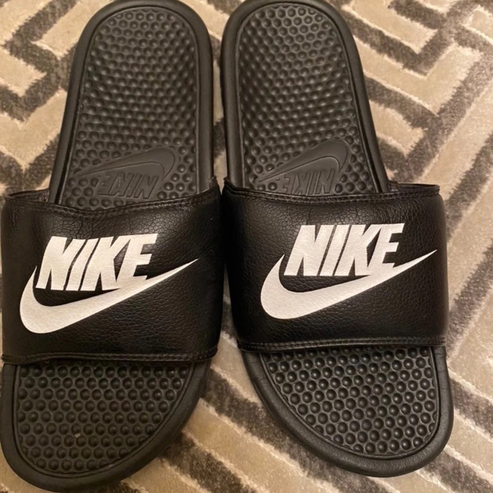 Nike slides